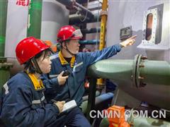 “師帶徒”助力青工成長